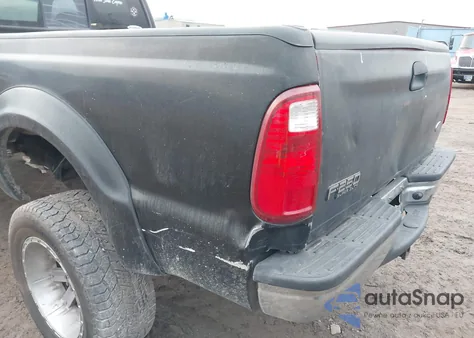 2003 Ford F-250 Lariat/Xl/Xlt from USA, damaged, VIN 1FTNW21P33EC78703